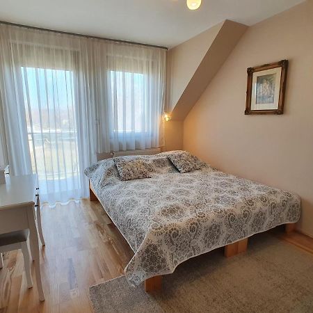 Dorci Apartman Keszthely Buitenkant foto