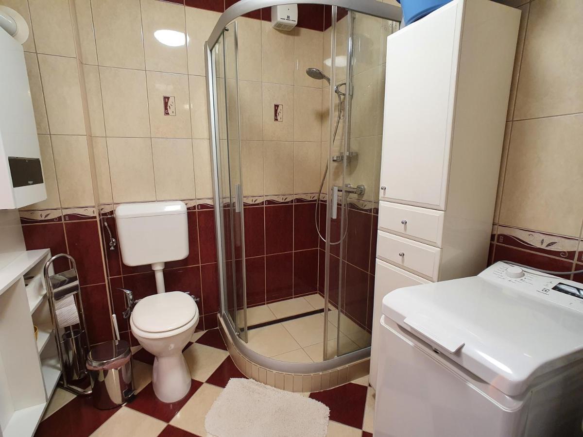 Dorci Apartman Keszthely Buitenkant foto