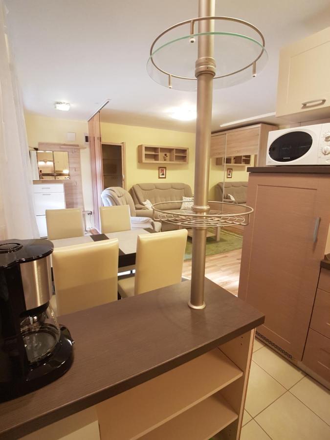 Dorci Apartman Keszthely Buitenkant foto