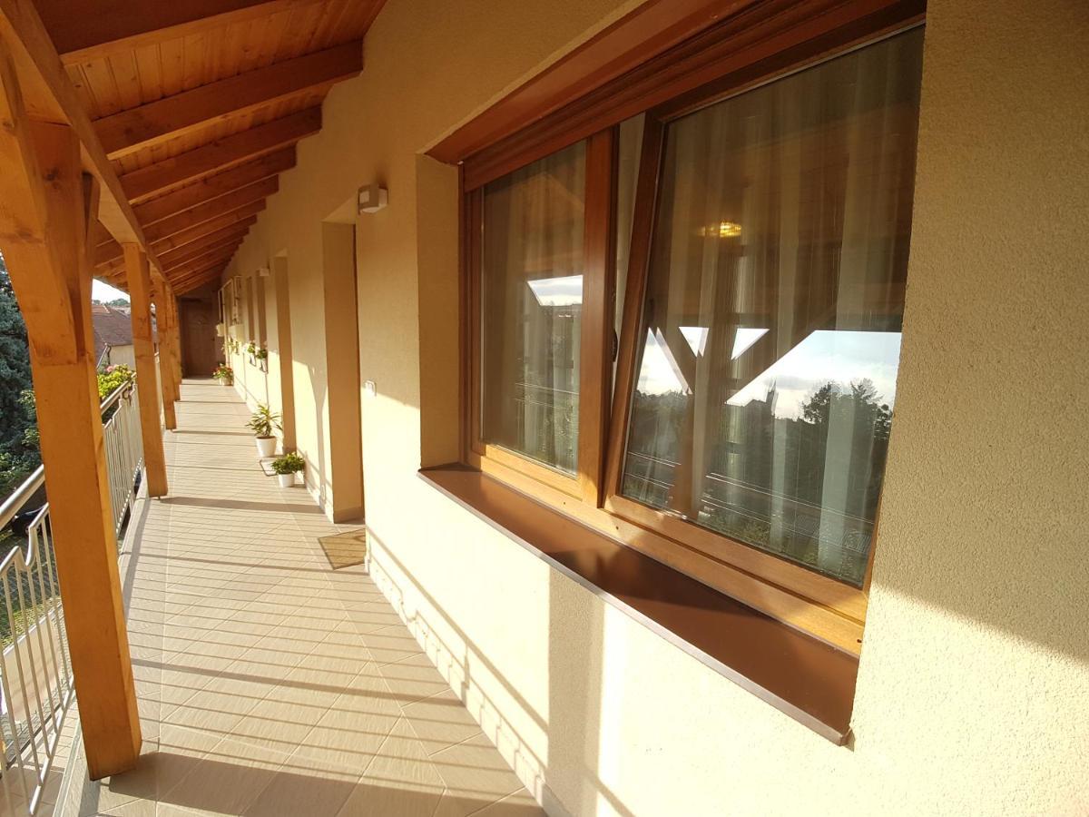 Dorci Apartman Keszthely Buitenkant foto