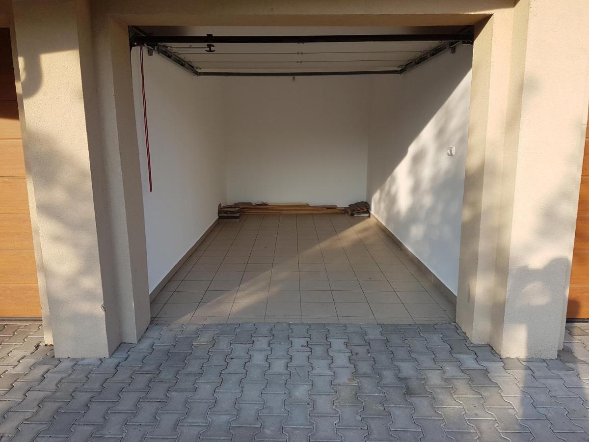 Dorci Apartman Keszthely Buitenkant foto